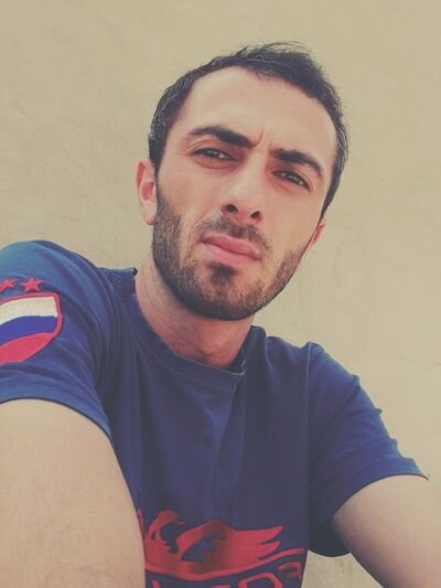  ,   Emil, 36 ,   