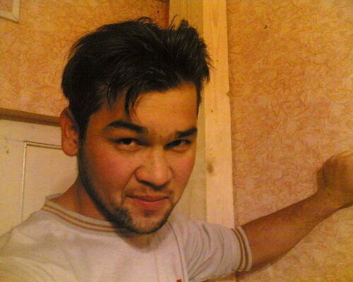  ,   Faxriyor, 32 ,   