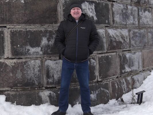  ,   Alex, 52 ,   ,   