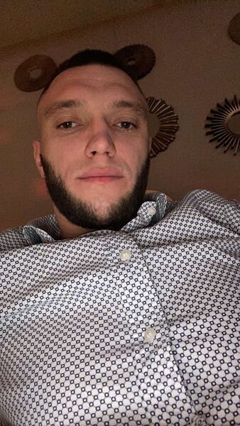  ,   Stepan, 32 ,   ,   