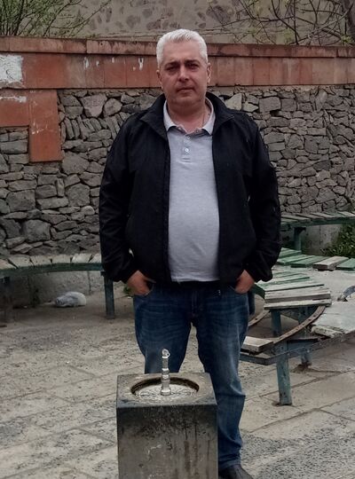  ,   Ararat, 51 ,  