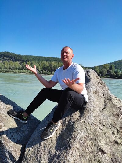  ,   Aleks, 51 ,   ,   