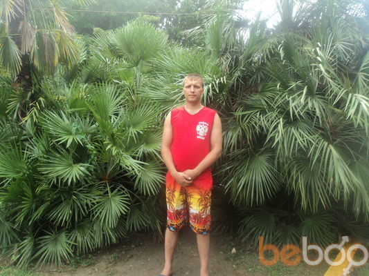  3986162  Denis, 39 ,    