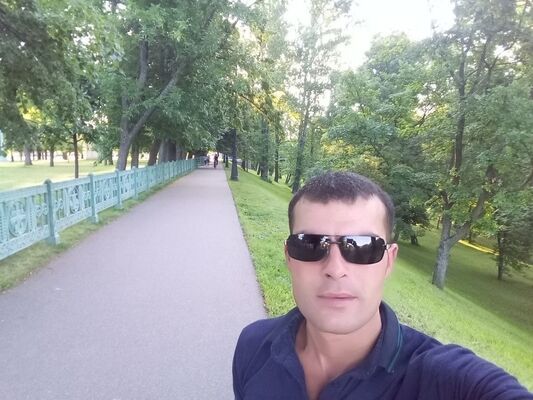  -,   Ceyhun, 42 ,   ,   , c 