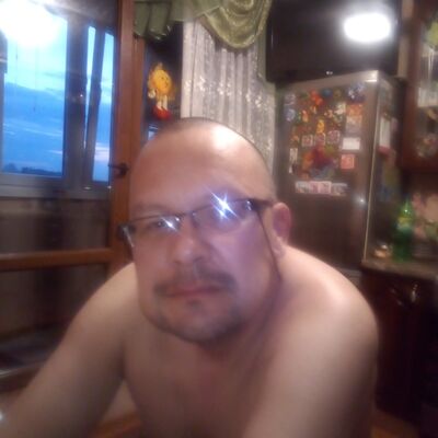  ,   Vitaliy, 51 ,   ,   , c , 