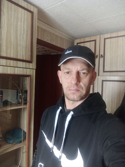  --,   , 44 ,     , c 