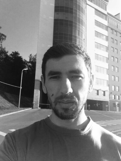  ,   Ruslan, 37 ,   ,   , c 