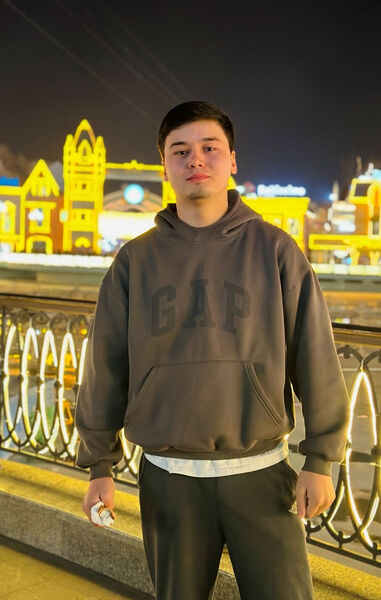  --,   Alixan, 27 ,   ,   