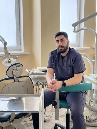  ,   Ali, 25 ,   ,   