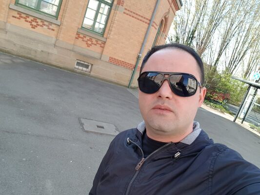  Aach,   Beso, 40 ,   ,   