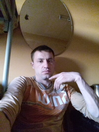  ,   Islom, 37 ,   