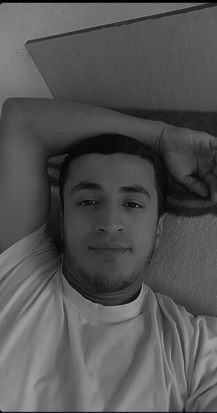  ,   Farik, 24 ,   ,   