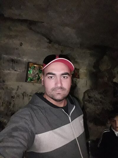  ,   Grigore, 39 ,   