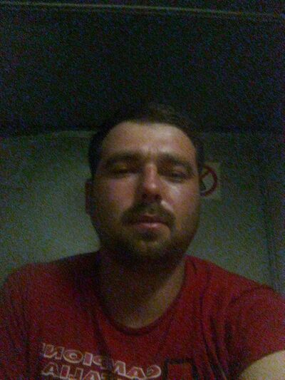 ,   Andriy, 33 ,   