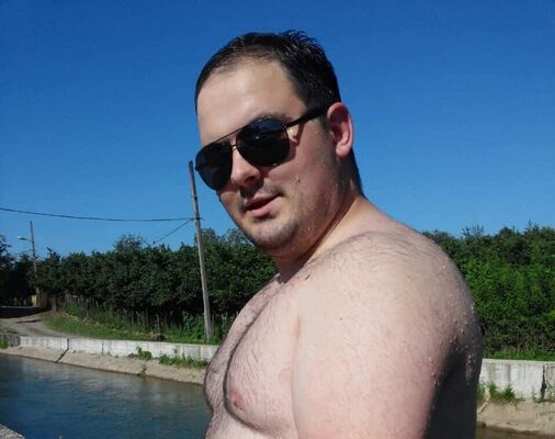  ,   Gio, 33 ,   ,   , c 