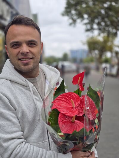  ,   Nicolae, 31 ,   ,   