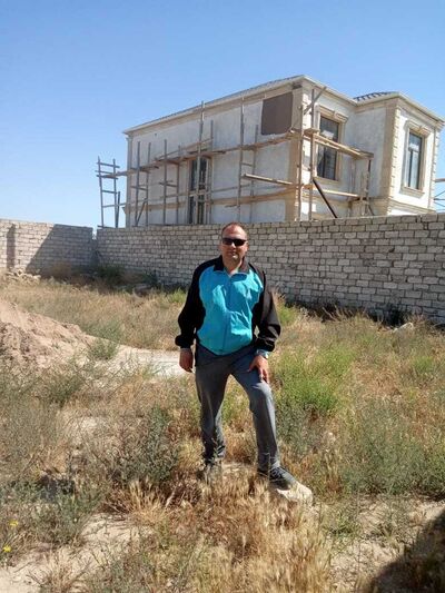  ,   Ruslan, 42 ,   ,   , c , 