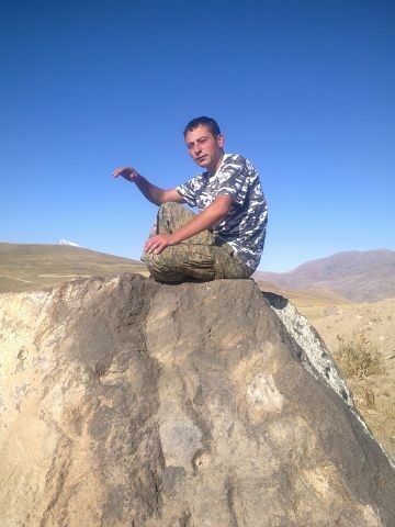  4207062  DAVO MKRTCHY, 34 ,    