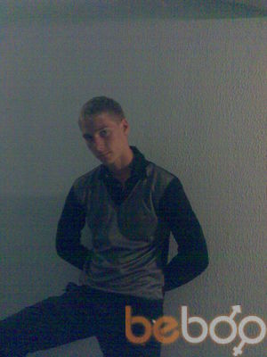  ,   Max, 34 ,  