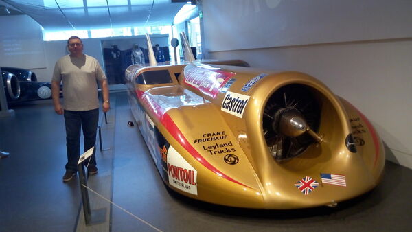  ,   Egis, 62 ,   ,   , c 