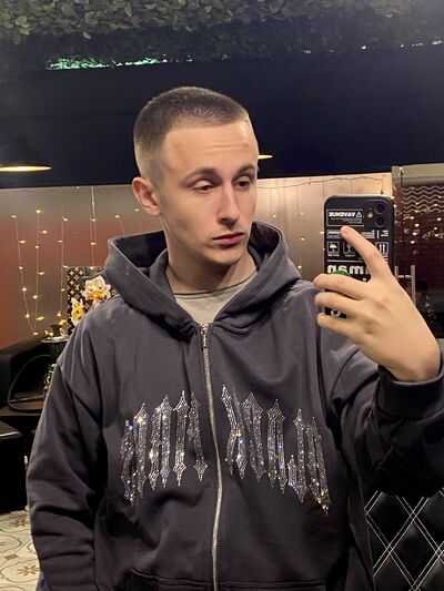  ,   Matvey, 20 ,   ,   , c 