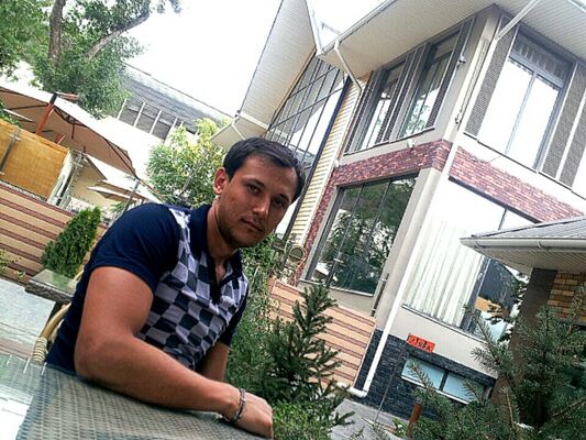  ,   Ashot, 37 ,   
