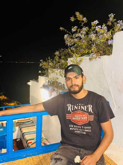  ,   Hamza, 32 ,   ,   