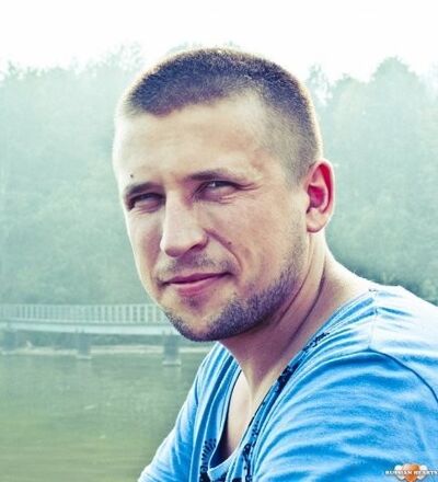  ,   Alex, 39 ,   