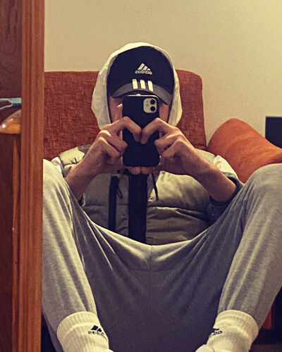  ,   Denis, 25 ,   ,   