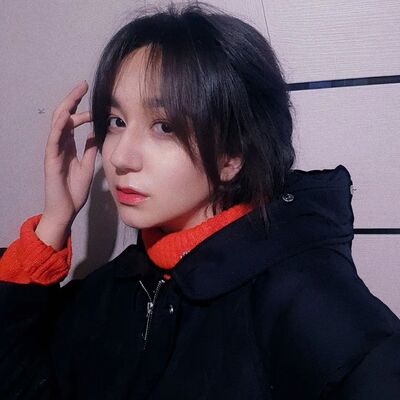  ,   Lana, 25 ,   ,   