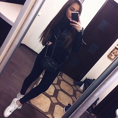  ,   Ella, 24 ,   ,   