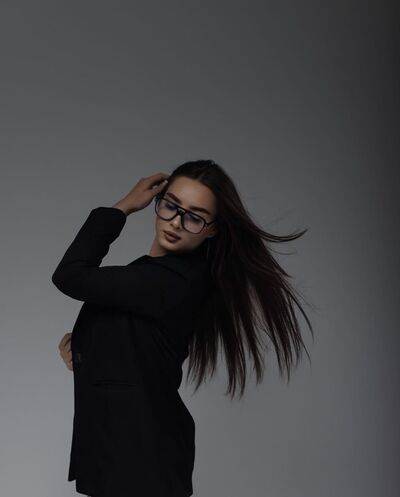  ,   Elizaveta, 20 ,  
