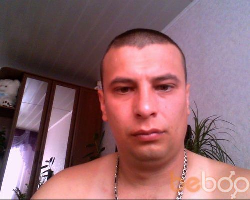  ,   Vitaliy, 40 ,   