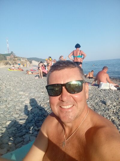  ,   Andrey, 54 ,   c 