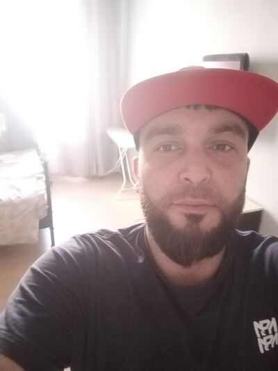  ,   Behruz, 31 ,   ,   