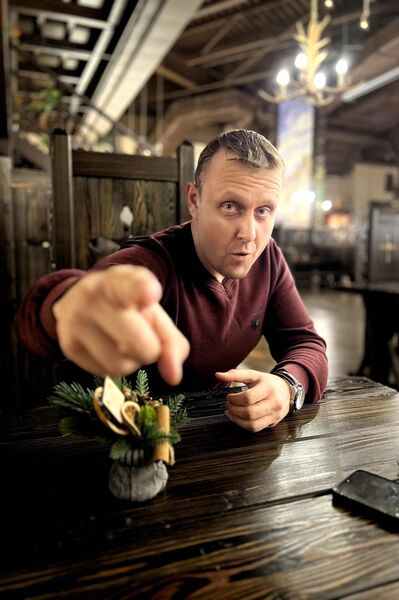  ,   Alex, 40 ,   ,   