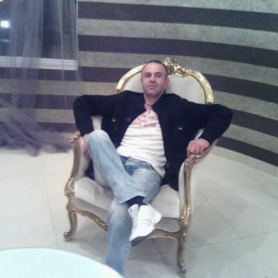  ,   Zura, 43 ,     , c 