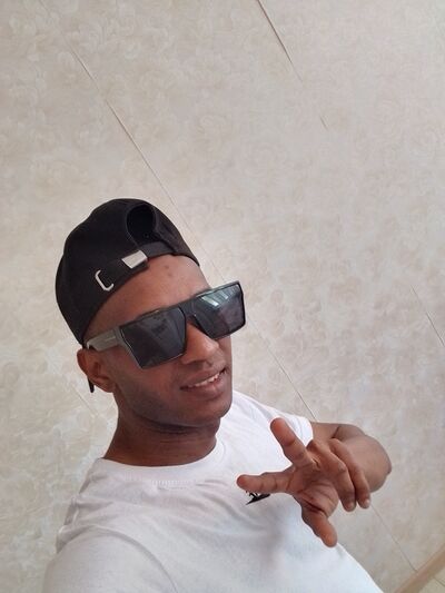  ,   Yosvanis, 30 ,   ,   