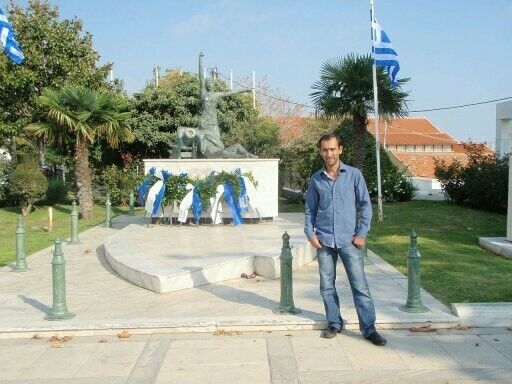  ,   Kamil, 41 ,   ,   , c 