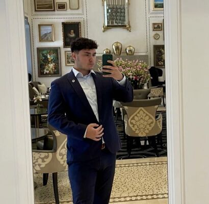  1er Arrondissement,   Alex, 23 ,   ,   
