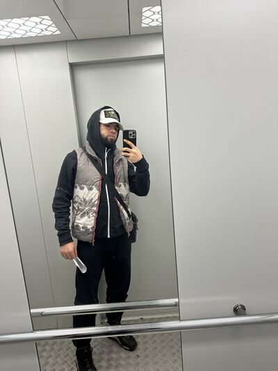  -,   Ali, 22 ,     , c 