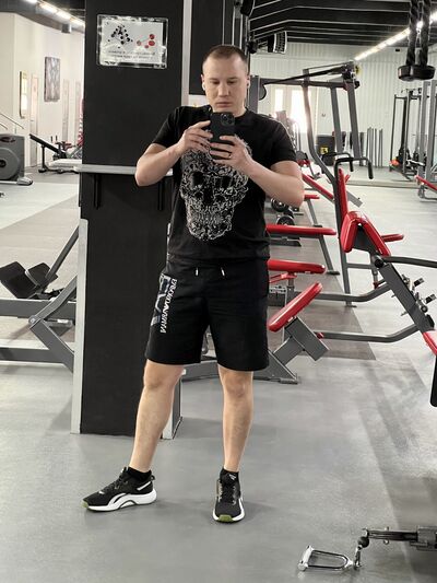  ,   Boris, 32 ,   ,   