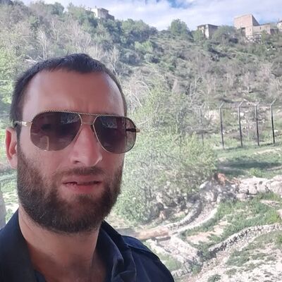  ,   Hayko, 36 ,   ,   , c , 
