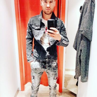 ,   Xasan, 31 ,     , c 