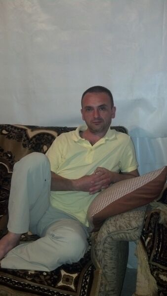  ,   Lev, 49 ,   