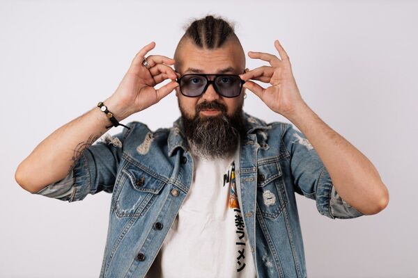  ,   Stas, 35 ,   ,   