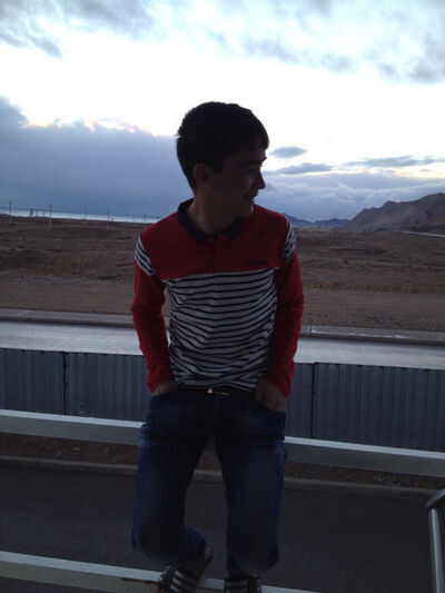  ,   Eziz, 30 ,   