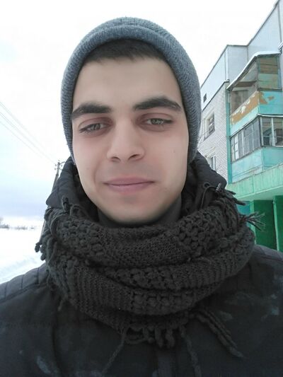  ,   Yan, 28 ,   