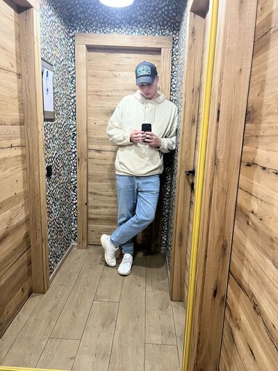  ,   Nikita, 27 ,   ,   