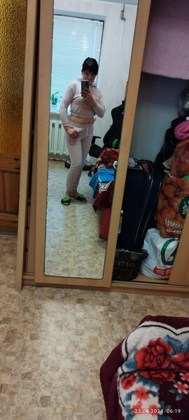  ,   Lana, 40 ,   ,   , c , 